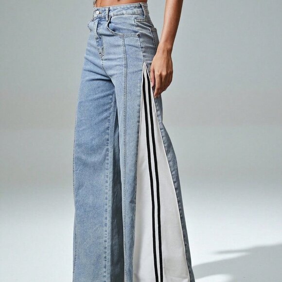 Light Wash Casual Women's Jeans - Picture 7 of 7